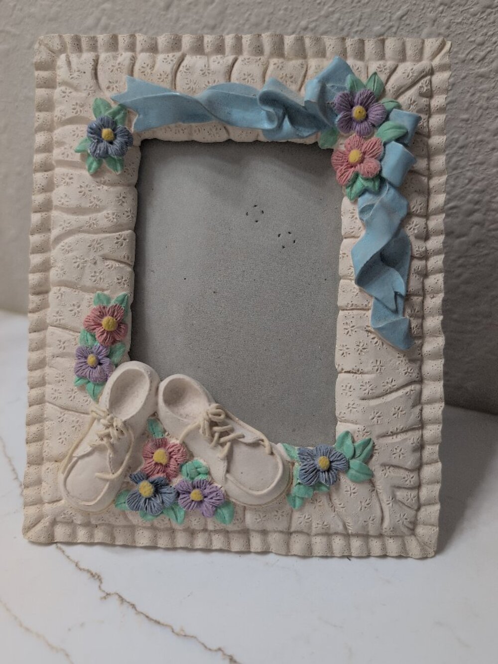 Vintage Baby-theme Picture Frame with Baby Booties & Flowers in Corners 3"x5"